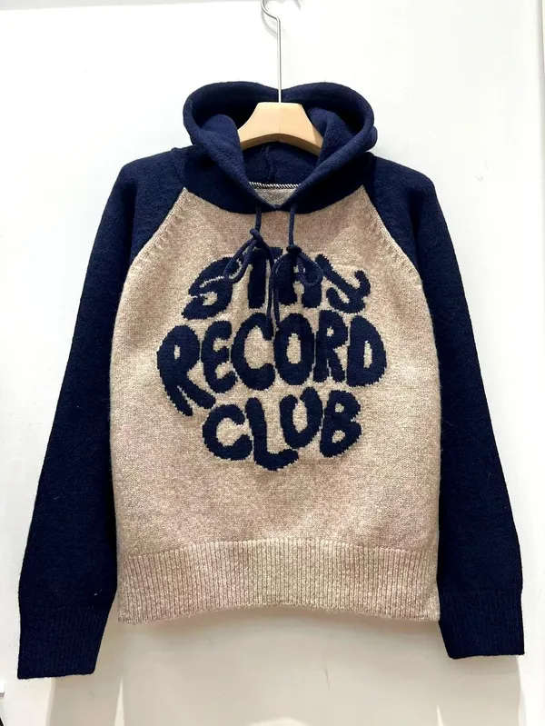 時尚休閒字母刺繡連帽上衣
