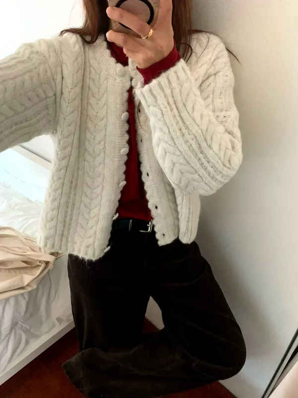Sweater Rajutan Bergaya - Hangat, Selesa, dan Serbaguna