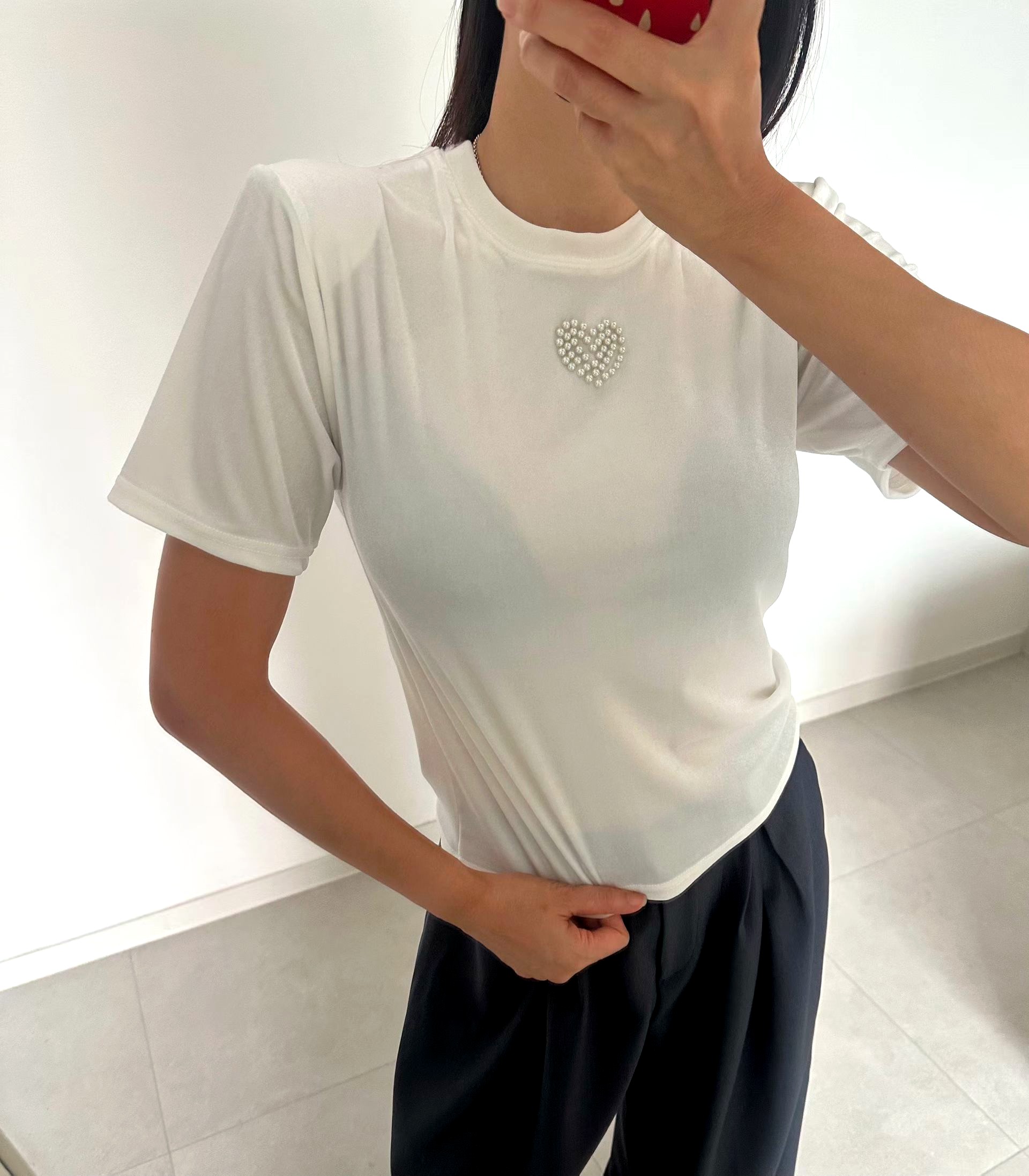 트렌디한 하트 모양 자수 반팔 티셔츠, 편안하고 다재다능