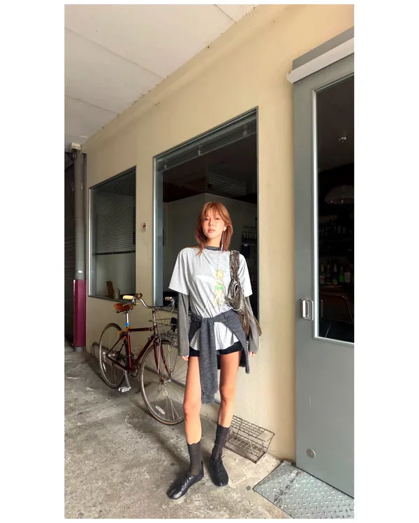 เสื้อผู้หญิงลายเอลฟ์น่ารัก สไตล์สบายๆ