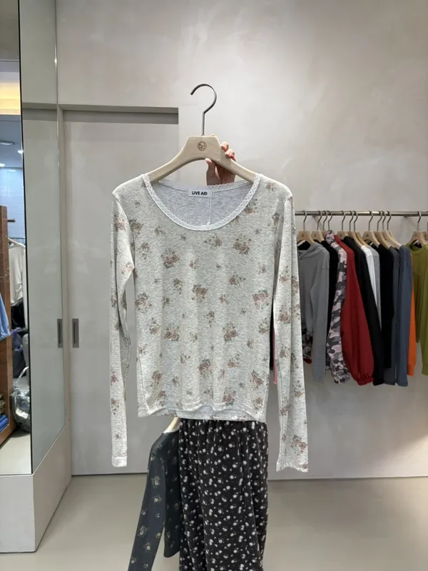 Fresh Floral Long Sleeve T-Shirt, Comfortable and Breathable, Perfect Match