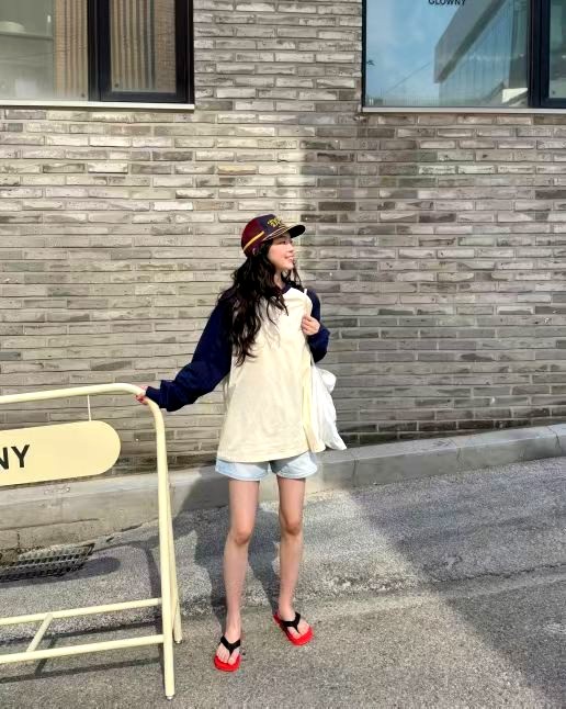 스타일리시 캐주얼 여성 탑 - 편안하고 다재다능한
