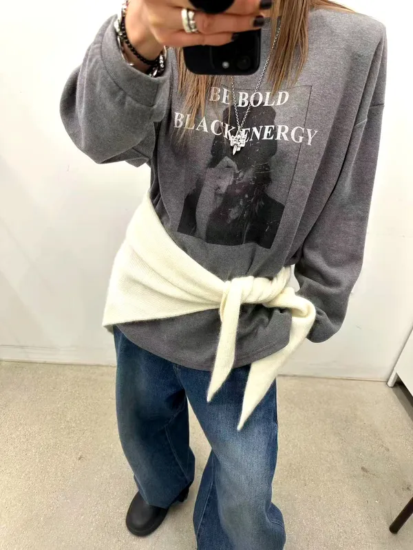 Fashionable and Unique Printed Long Sleeve T-Shirt - Showcase Your Style
