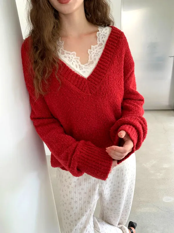 Warm Red V-Neck Sweater, Fashionable and Versatile