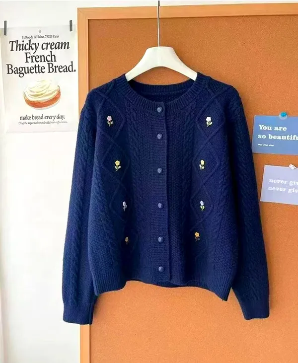 時尚刺繡開衫女裝上衣