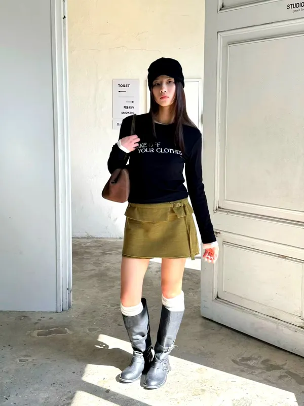Fashionable Letter Printed Long Sleeve T-Shirt, Comfortable and Versatile