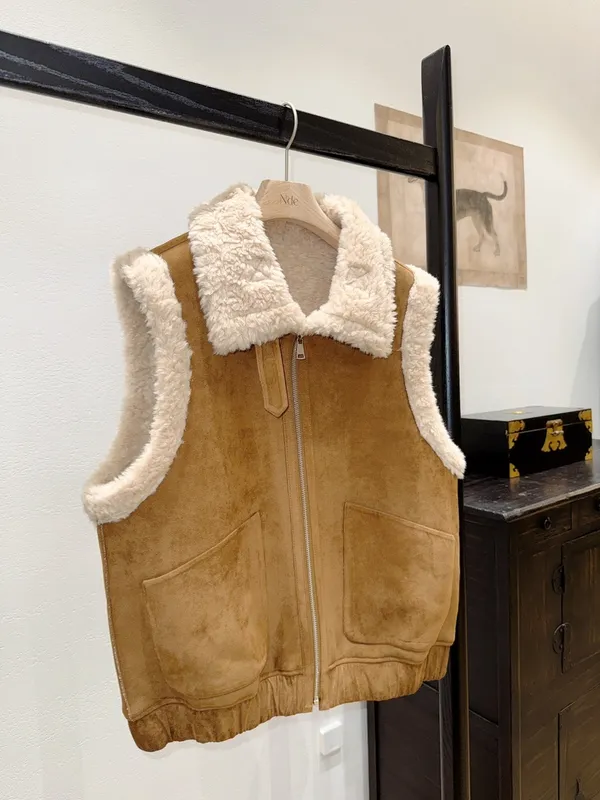 Cozy and Warm Lamb Wool Vest Jacket
