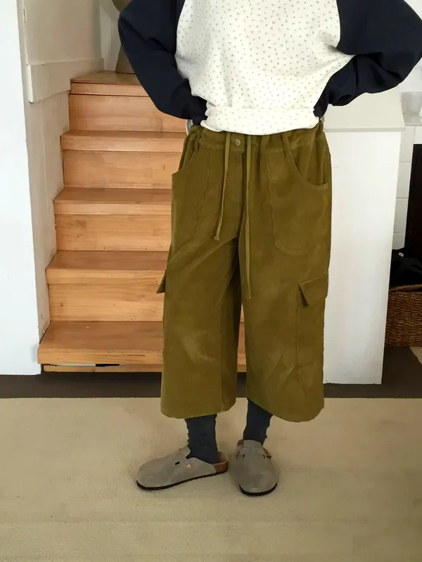 Fashionable Casual Women's Pants, Comfortable Loose Design, Must-Have for Autumn and Winter