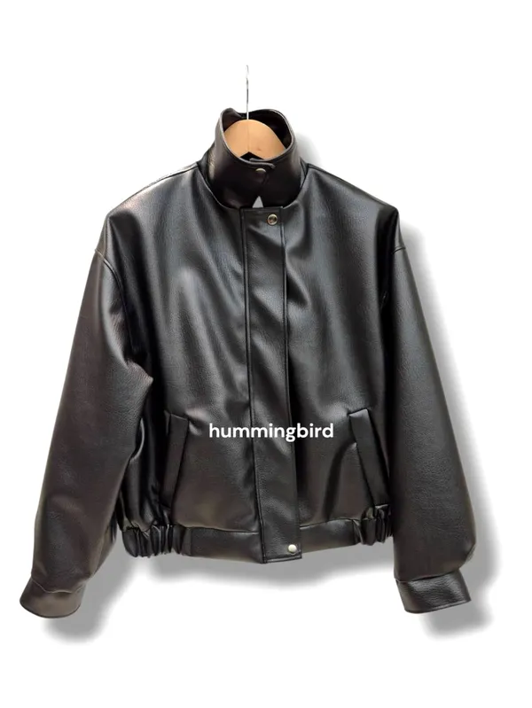 Stylish Black Women's Jacket - Elegant and Versatile