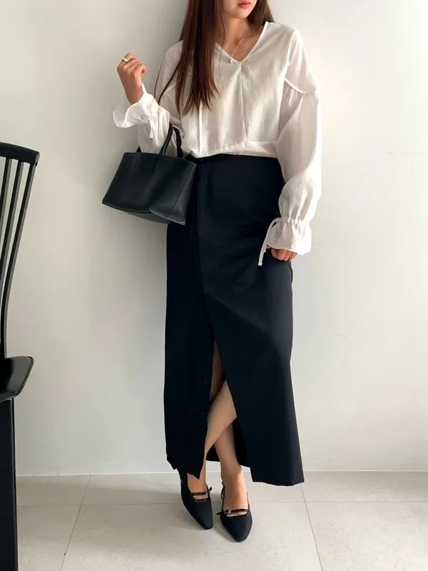 Elegant Black Maxi Dress to Showcase Your Charm