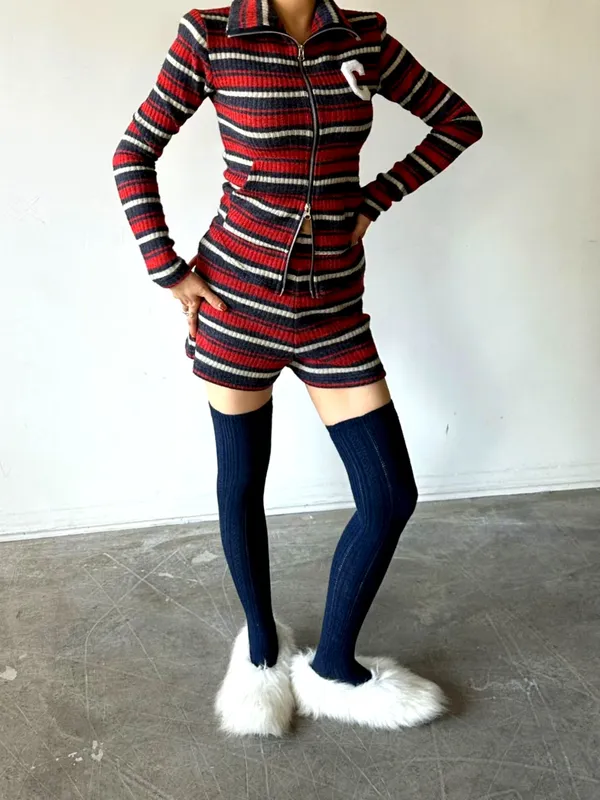 Stylish Striped Cardigan - Showcase Your Elegant Charm