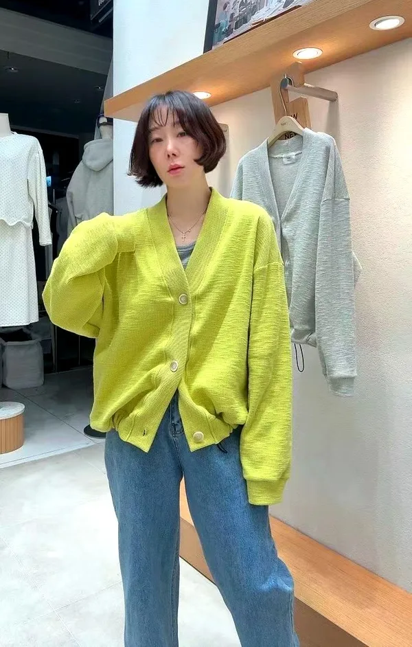 Fresh and Eye-catching Women's Cardigan Top, Comfortable Casual Style