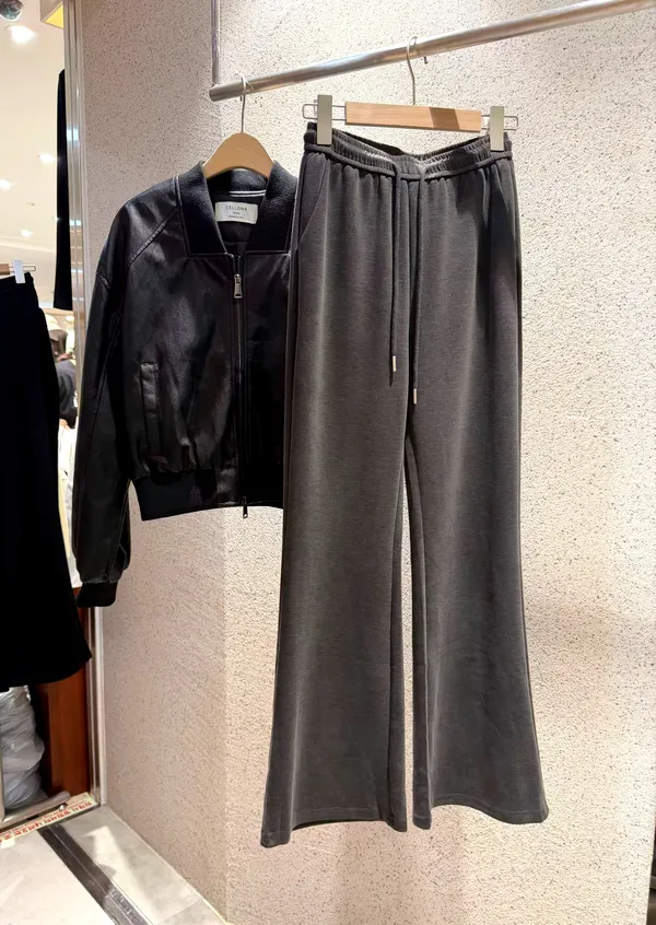 Stylish Casual Women's Pants - Comfortable and Versatile for Everyday Wear
