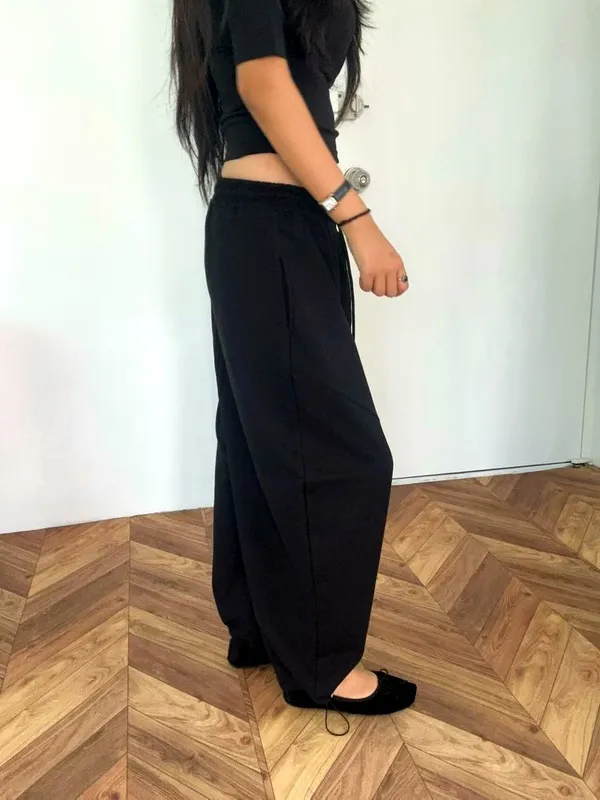 Trendy Loose Black Women's Pants - Comfortable and Versatile