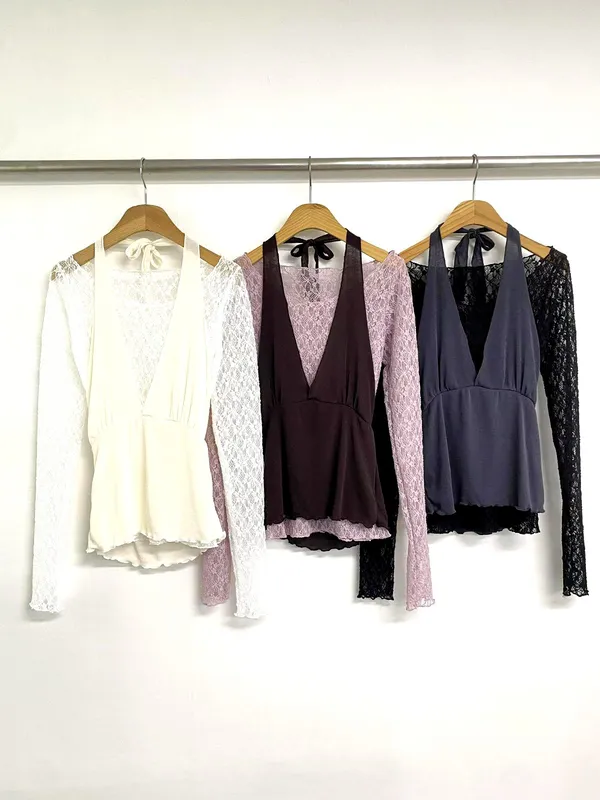 Elegant Lace Spliced V-Neck Top to Showcase Your Charming Curves
