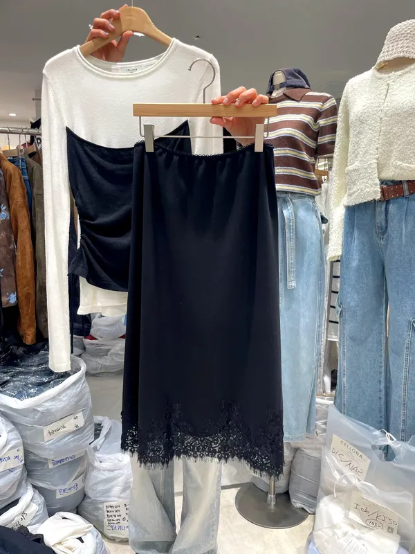Elegant Lace Trim Maxi Dress, Showcasing Feminine Charm