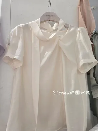 Elegant Minimalist Short Sleeve Shirt with Ties
