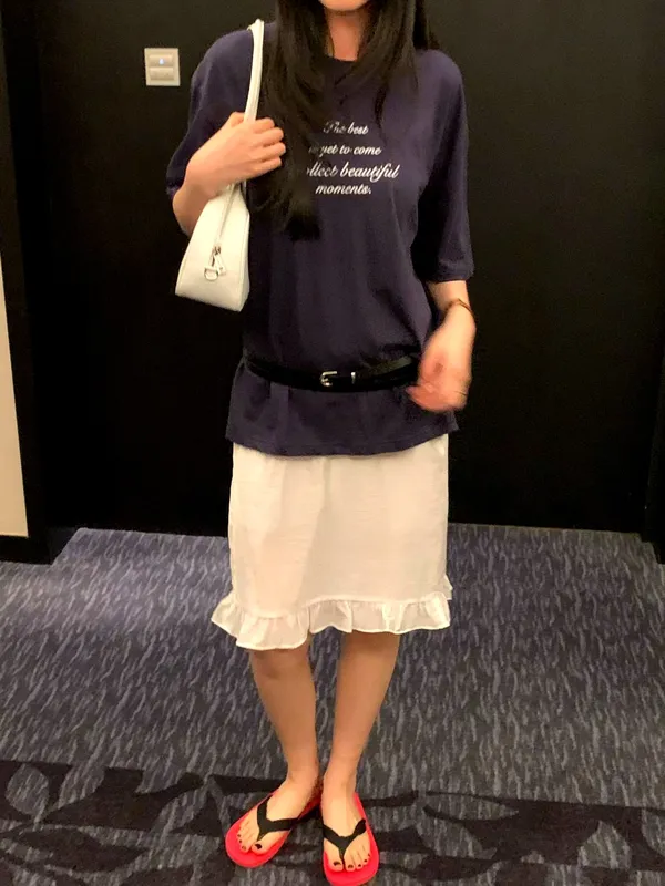 Elegant Printed Women's T-Shirt - Comfortable and Versatile