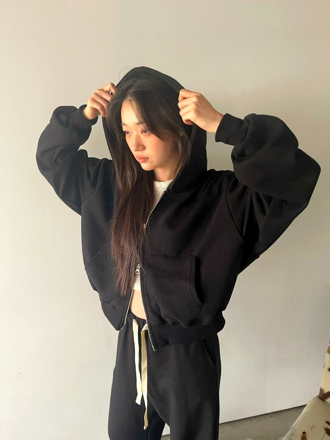 스타일리시한 루즈핏 블랙 여성 재킷, 편안하고 다재다능 - 신상품 출시
