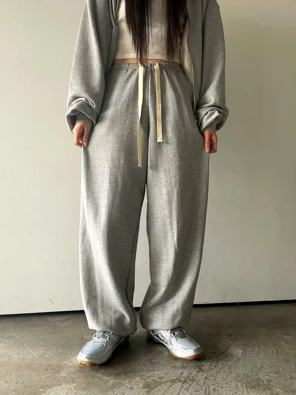 Fashionable Loose Casual Women's Pants - Comfortable Gray Sports Style