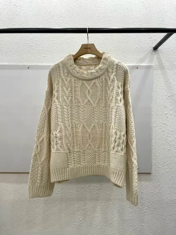 Stylish Knitted Sweater - Warm and Comfortable for Fall and Winter Outfits