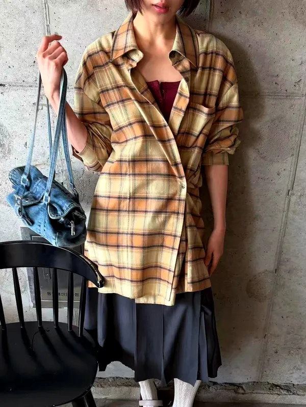 Stylish Plaid Shirt for Effortless Style Matching