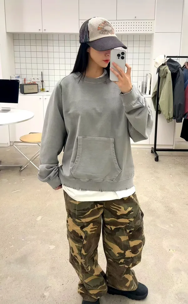 Trendy Loose Grey Hoodie for Casual Comfort