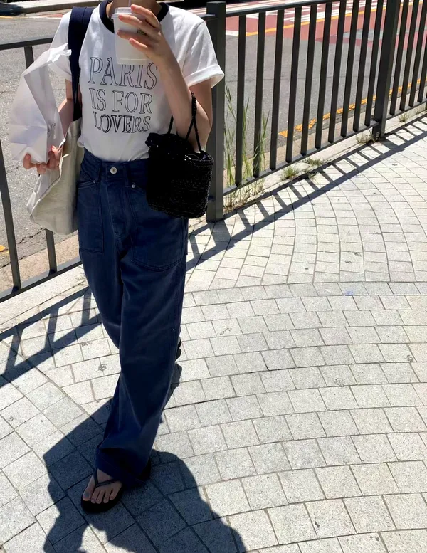 巴黎印花短袖T恤，舒適時尚，夏季必備