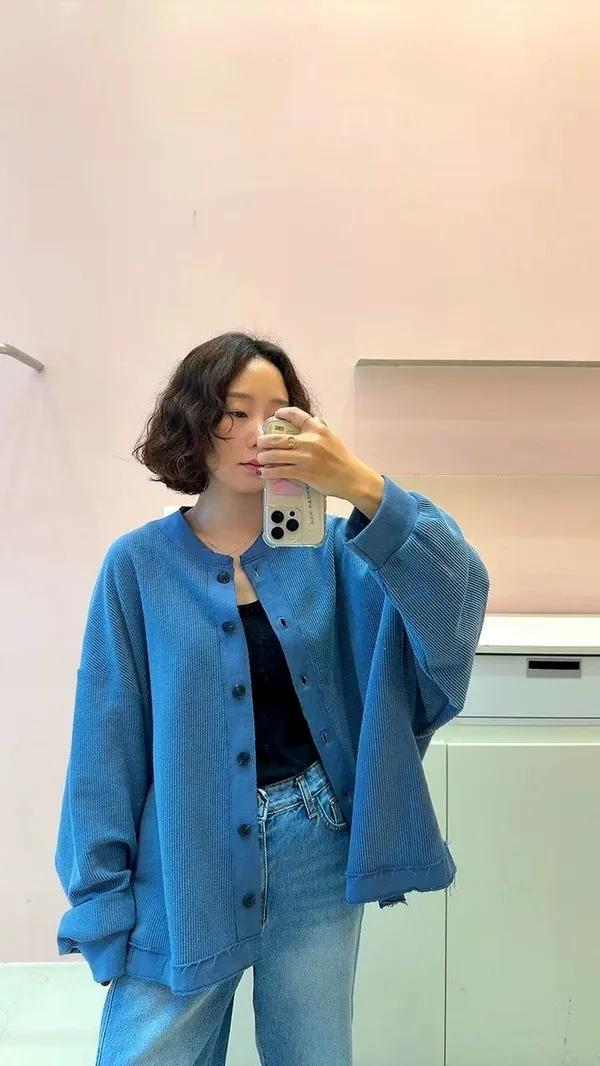 時尚寬松女裝開衫，舒適休閒風格