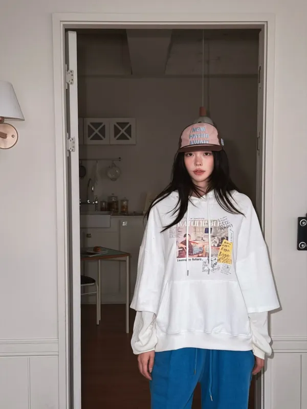 Fashionable Casual Hoodie, Comfortable and Versatile for Spring and Autumn