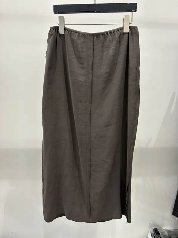 Elegant Long Skirt, Lightweight and Comfortable