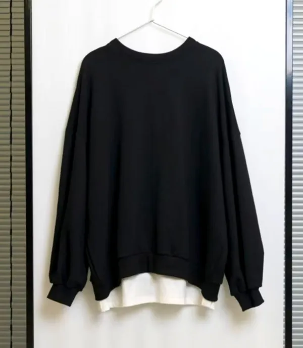 Fashionable Loose Black Women's Top, Comfortable and Versatile