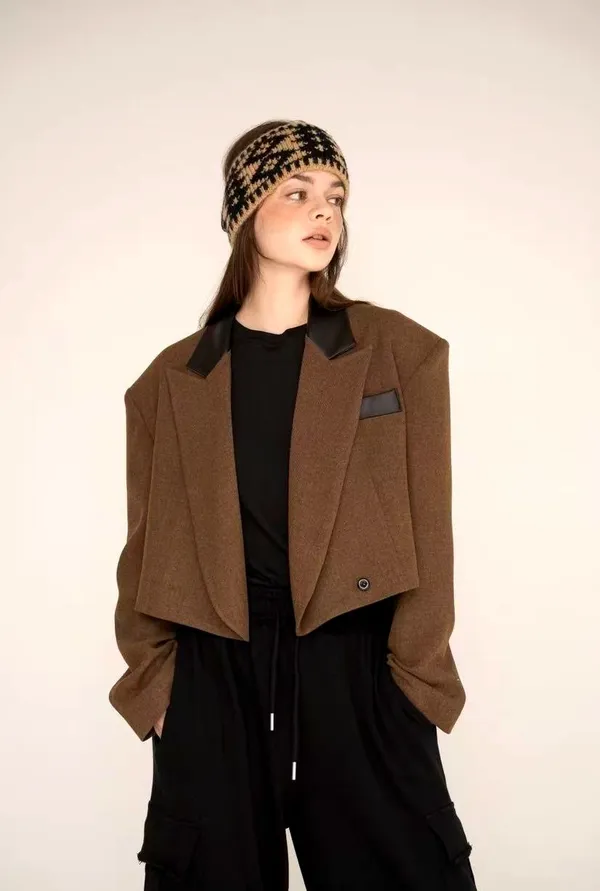 Fashionable Casual Women's Jacket - Elegant and Chic