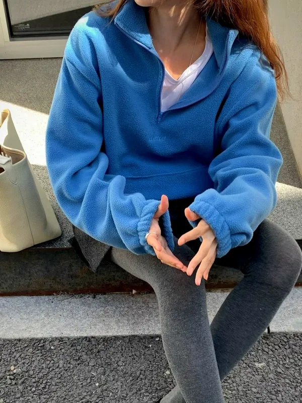 Stylish and Comfortable Women's Hoodie, Soft and Warm, Perfect for Casual Wear