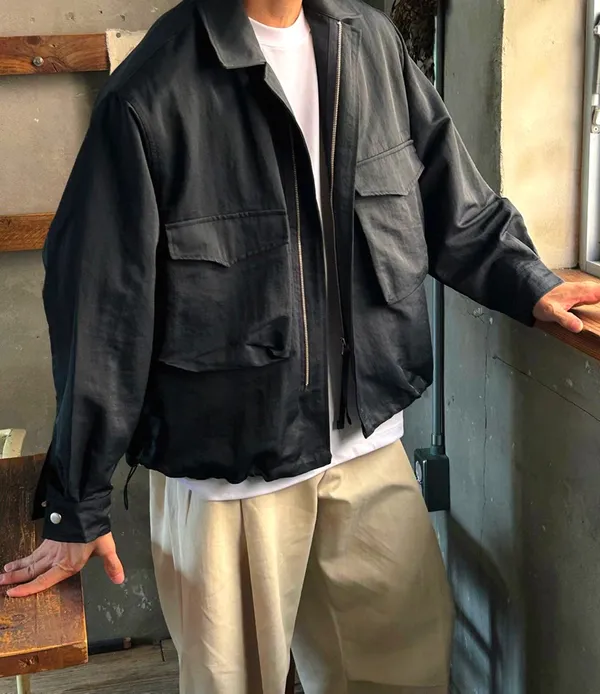 Stylish Men's Jacket, Minimalist Design, Comfortable and Breathable