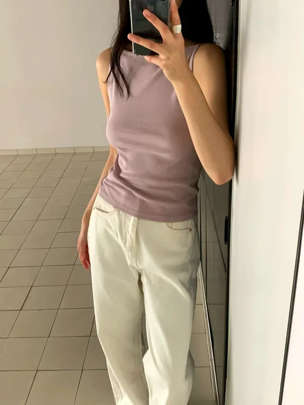 Elegant and Simple Camisole, Comfortable and Versatile