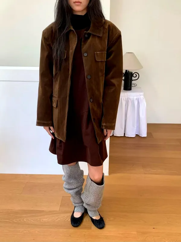 Stylish Women's Jacket, Elegant and Essential for Fall and Winter