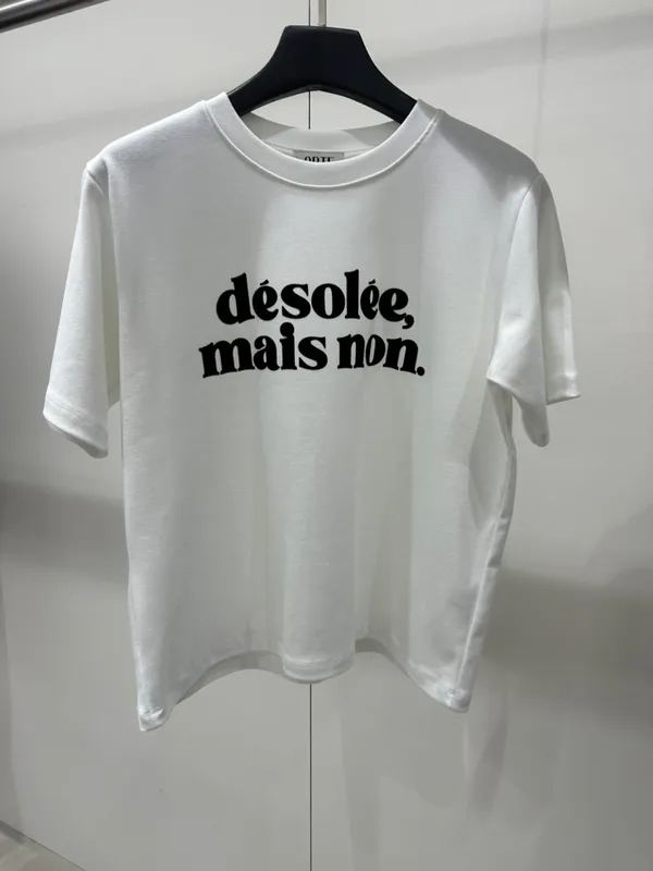 Minimalist Style Printed T-Shirt, Comfortable and Versatile