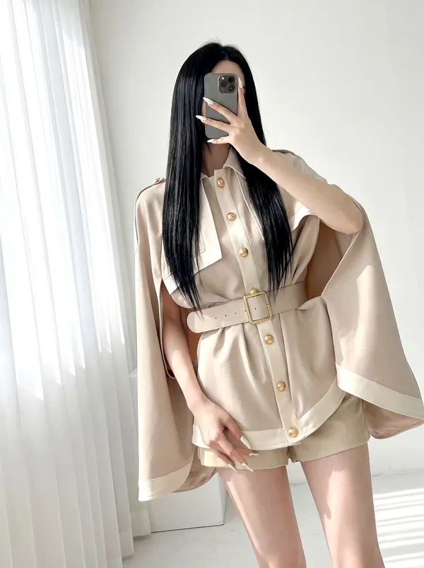 แจ็คเก็ตผู้หญิงสไตล์ทันสมัย - สง่างามและเหมาะสำหรับการแต่งตัวในฤดูใบไม้ผลิและฤดูใบไม้ร่วง