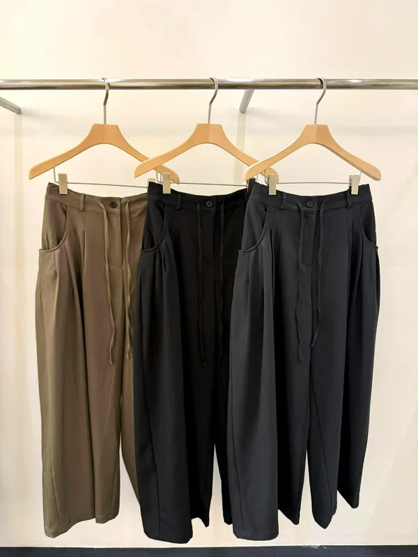 Stylish Casual Pants - Comfortable and Versatile for Everyday Wear