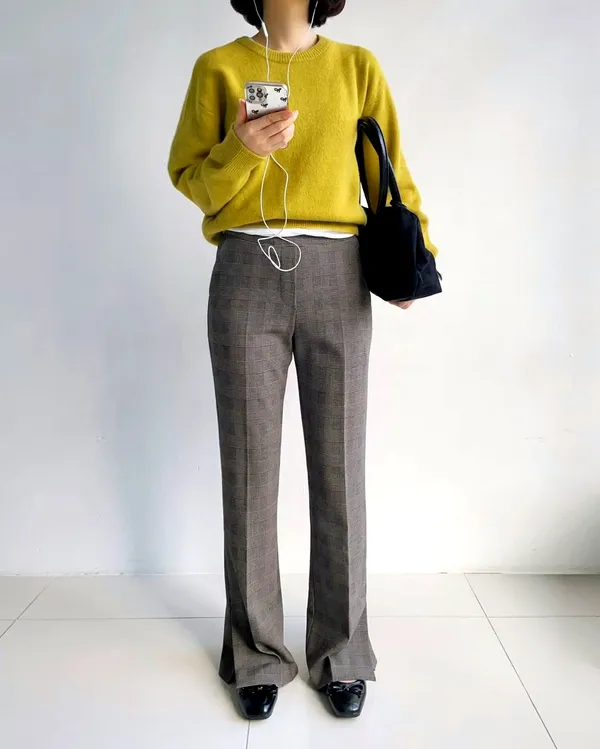 Stylish Checkered Women's Pants - Elegant and Comfortable, Perfect for Any Outfit
