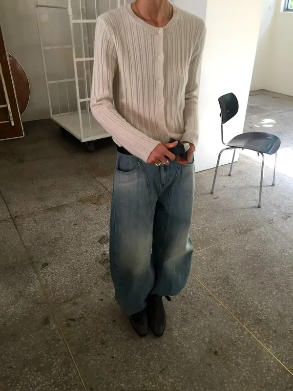 Minimalist Knitted Cardigan, Comfortable and Versatile for Spring and Autumn