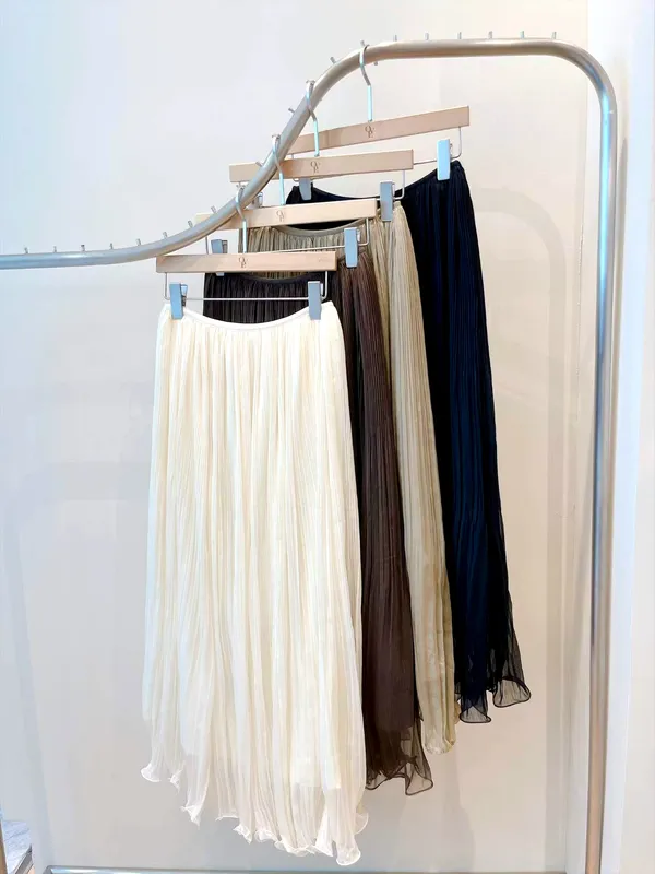 Lightweight Flowing Midi Skirt - Showcase Your Elegant Charm
