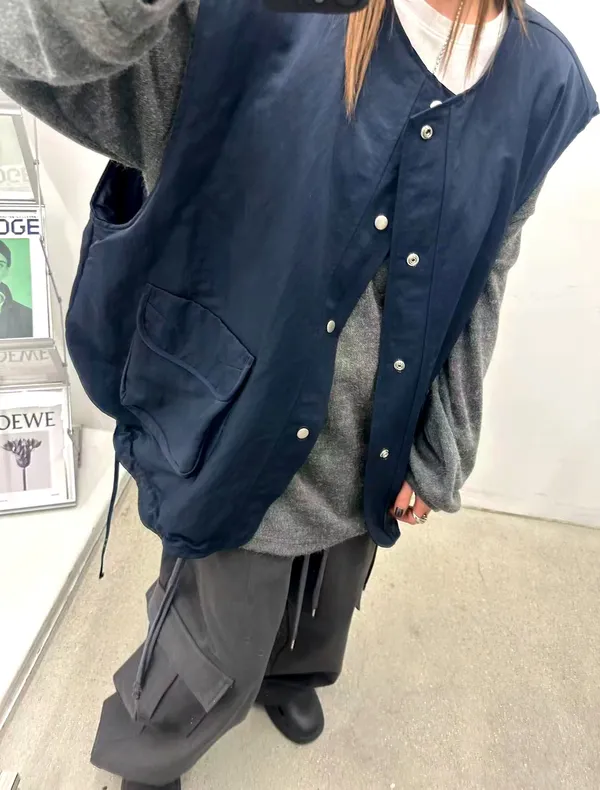 Stylish Women's Vest Jacket, Lightweight and Comfortable, Perfect for Pairing