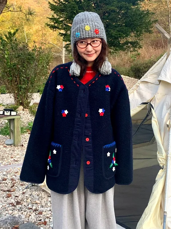 Exquisite Embroidered Women's Jacket, Warm and Stylish
