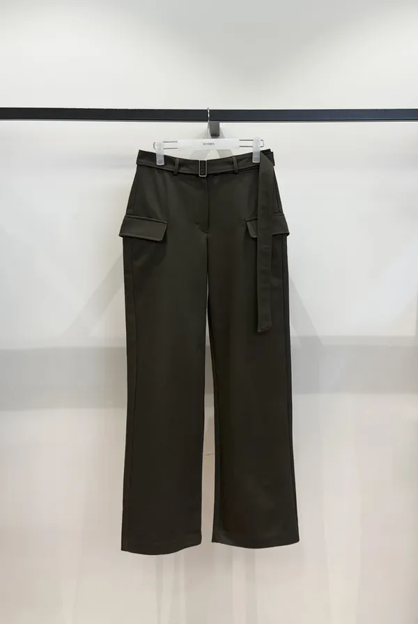 Trendy Loose Fit Cargo Pants for Casual Wear