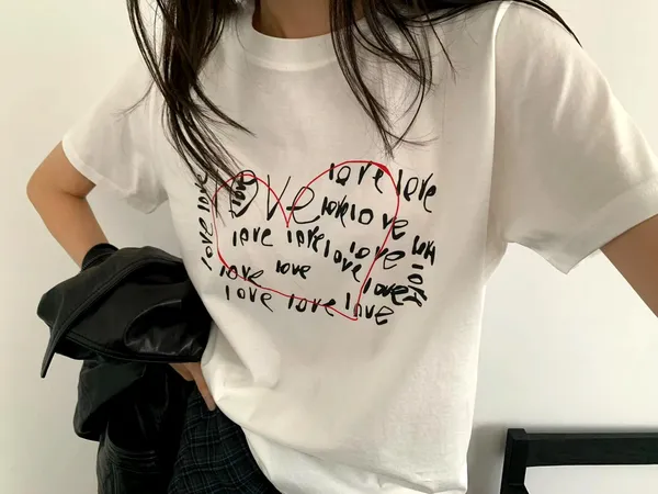 Unique Heart-Shaped Print Short Sleeve T-Shirt