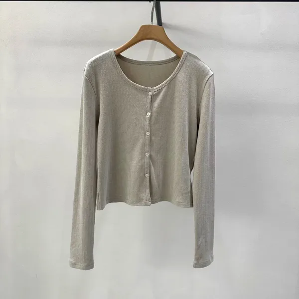 Stylish and Comfortable Women's Top, Perfect for Any Occasion