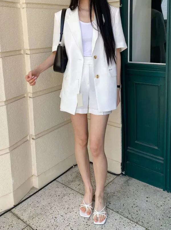 Fresh White Blazer Set - Fashionable and Casual Style