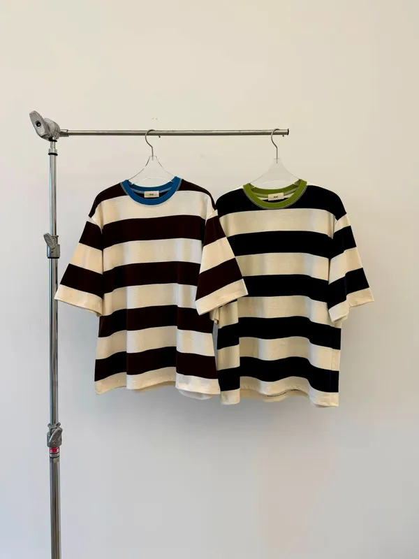 Stylish Striped Women's Top for a Comfortable Casual Look
